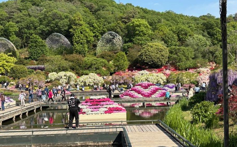 Ashikaga Flower Center garden